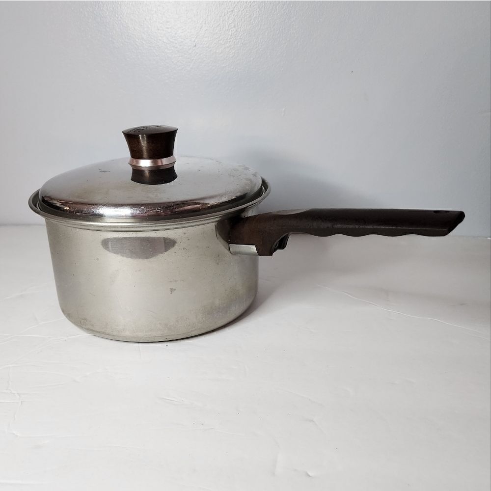 West Bend vintage aluminum pan pot with lid